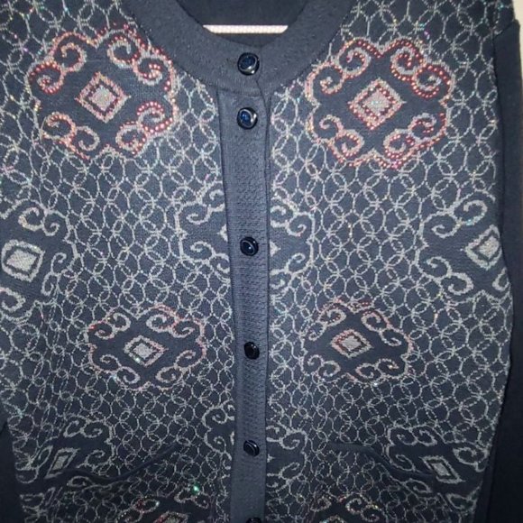 Sweater - Picture 3 of 4